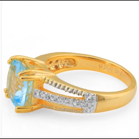 Blue Topaz and diamond ring - Picture 2 of 7